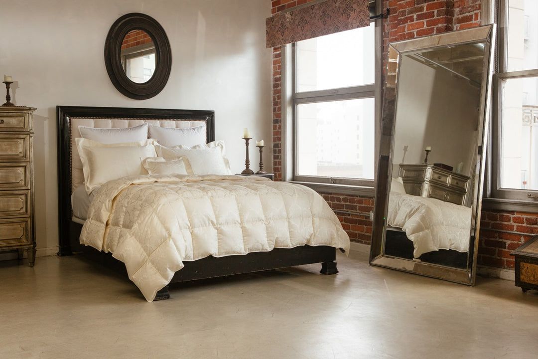 Eider Down Silk Comforter