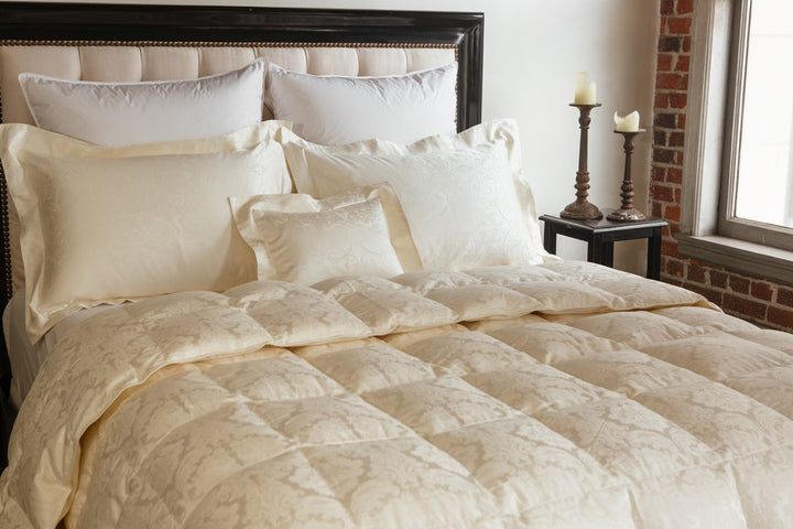 Eider Down Silk Comforter