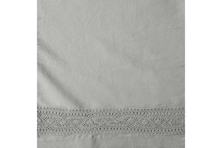 Viola Lace